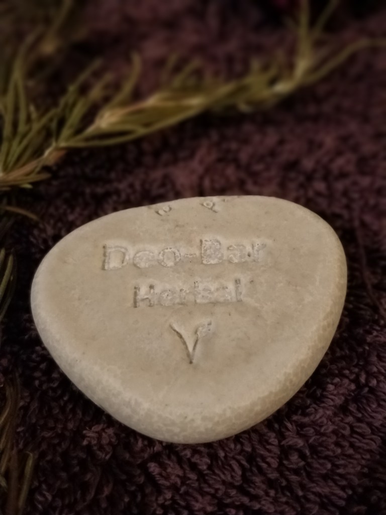 This image has an empty alt attribute; its file name is irish-palm-oil-free.jpg